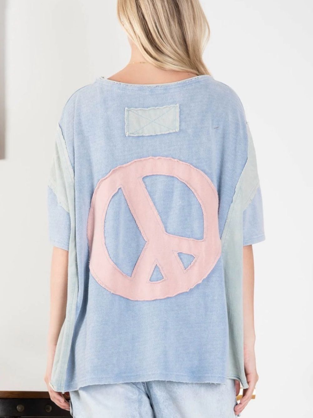 Blue Velvet Oversized Patchwork Peace Top Size Large NWT - Picture 2 of 5